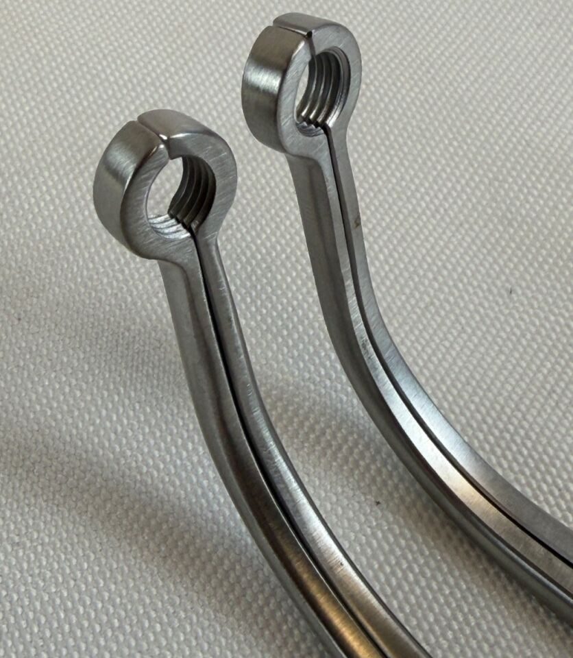 SYMMETRY 37-4019 Pair of Javid Carotid Artery Shunt Forceps 7" Bypass Clamps 6mm — photo 3