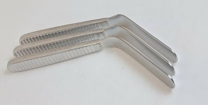 MILLENNIUM 0-55420M Markham Meyerding Blade Retractor Lot of 3 — photo 3