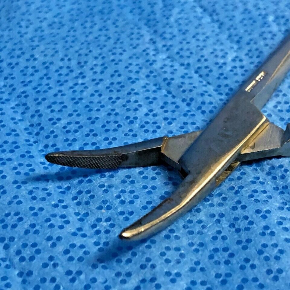 CODMAN 36-4010 Classic Plus 8" Heaney Needle Holder — photo 7