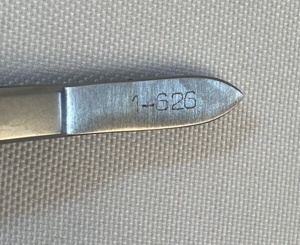 ALCON/GRIESHABER 1-626 Berke Ptosis Clamp 27mm Longitudinal Serrations — photo 4