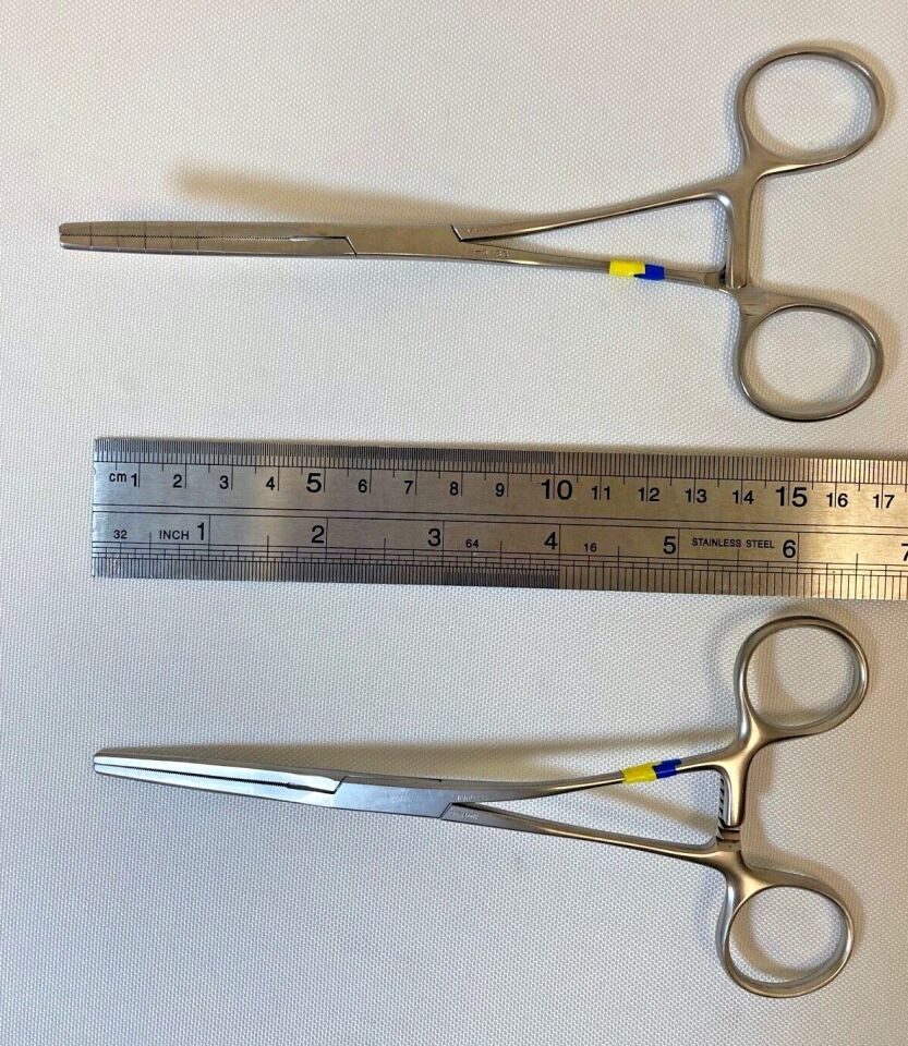 V. MUELLER CH-6183 Cooley Coarctation Clamp Angled Shanks — photo 6