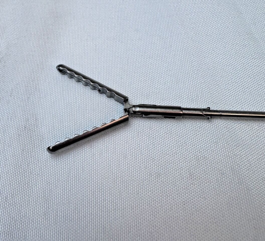 OLYMPUS A64080A Grasping Forceps — photo 2