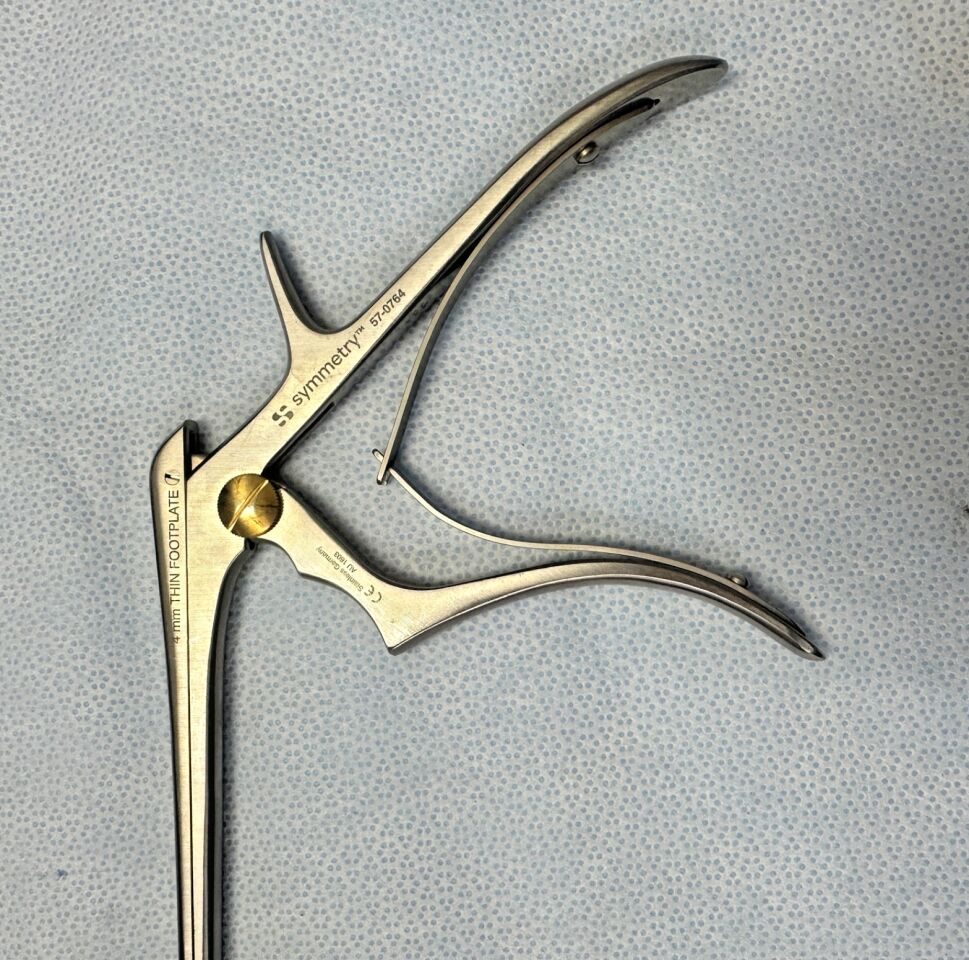 SYMMETRY 57-0764 Cervical Kerrison Rongeur 40deg X 4mm UpBite Thin Footplate — photo 11
