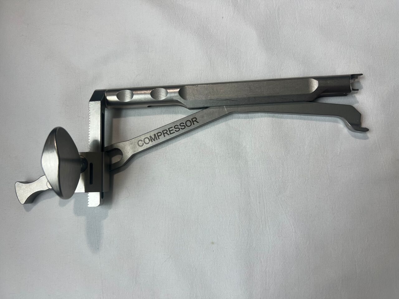 SYNTHES 03.616.011 Bone Holding Compression Forceps — photo 1