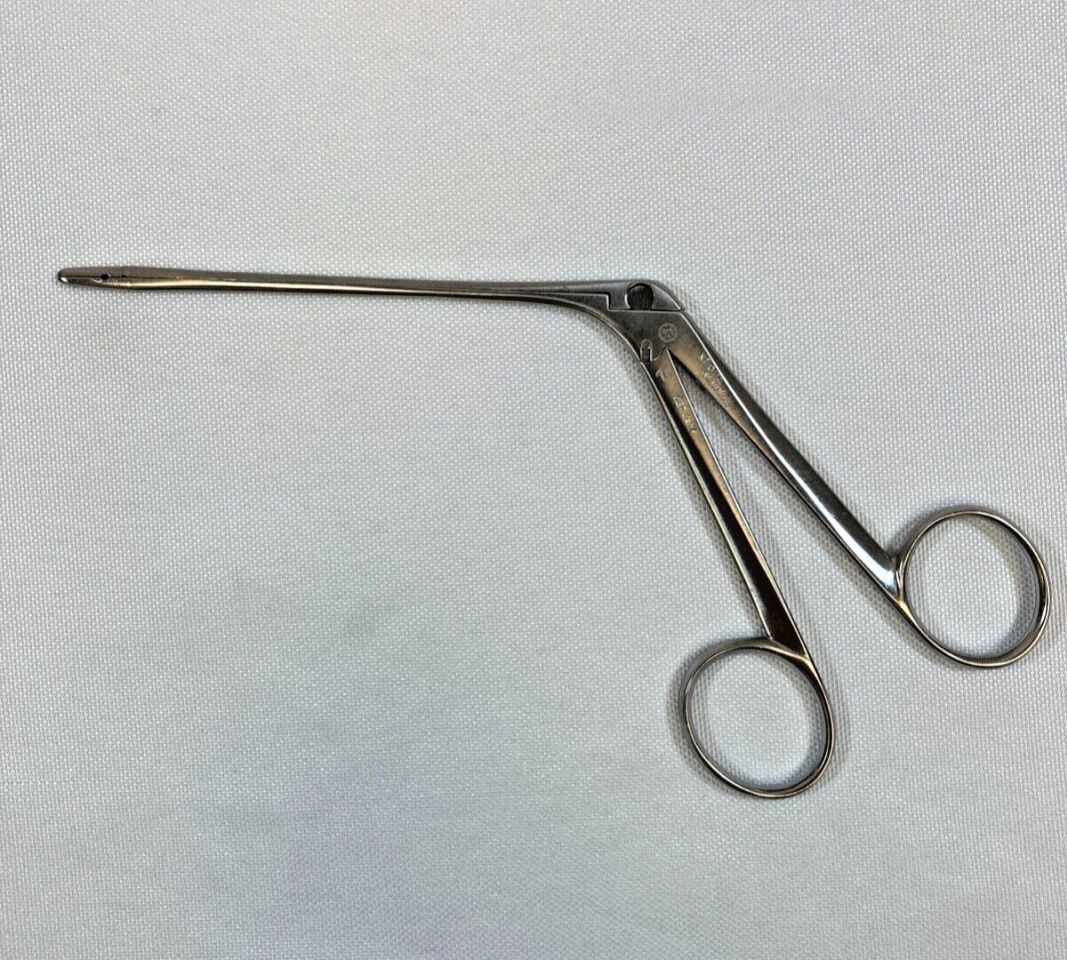 KARL STORZ  2mm x 9mm x 4.25" Oval Cup Jaw Nasal Sinus Forceps ENT