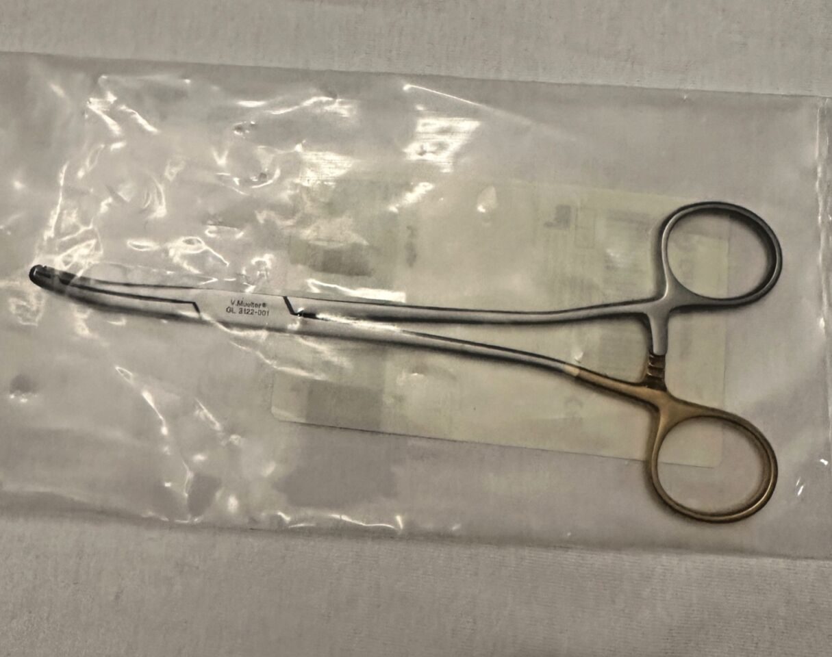 V. MUELLER GL3122-001 Glenner Hysterectomy Forceps Curved Left WL 21cm — photo 5
