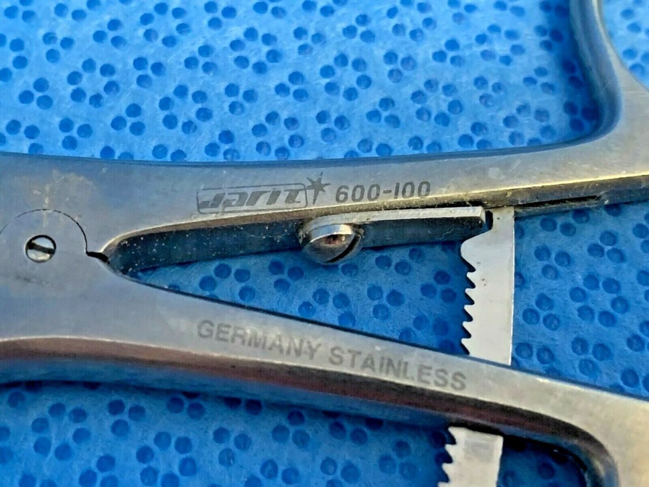 JARIT 600-100 Laparoscopic Double Action Grasper 5mm X 32cm Ratcheting Insulated — photo 2