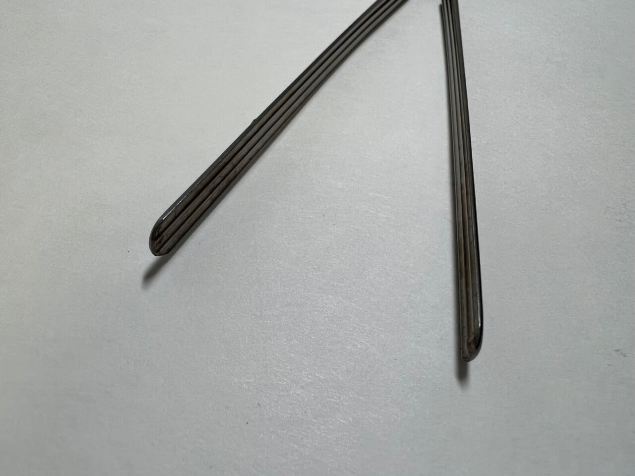 AESCULAP EA151R Kocher Intestinal Grasping Forcep Straight Jaw, 9-3/4" L — photo 3