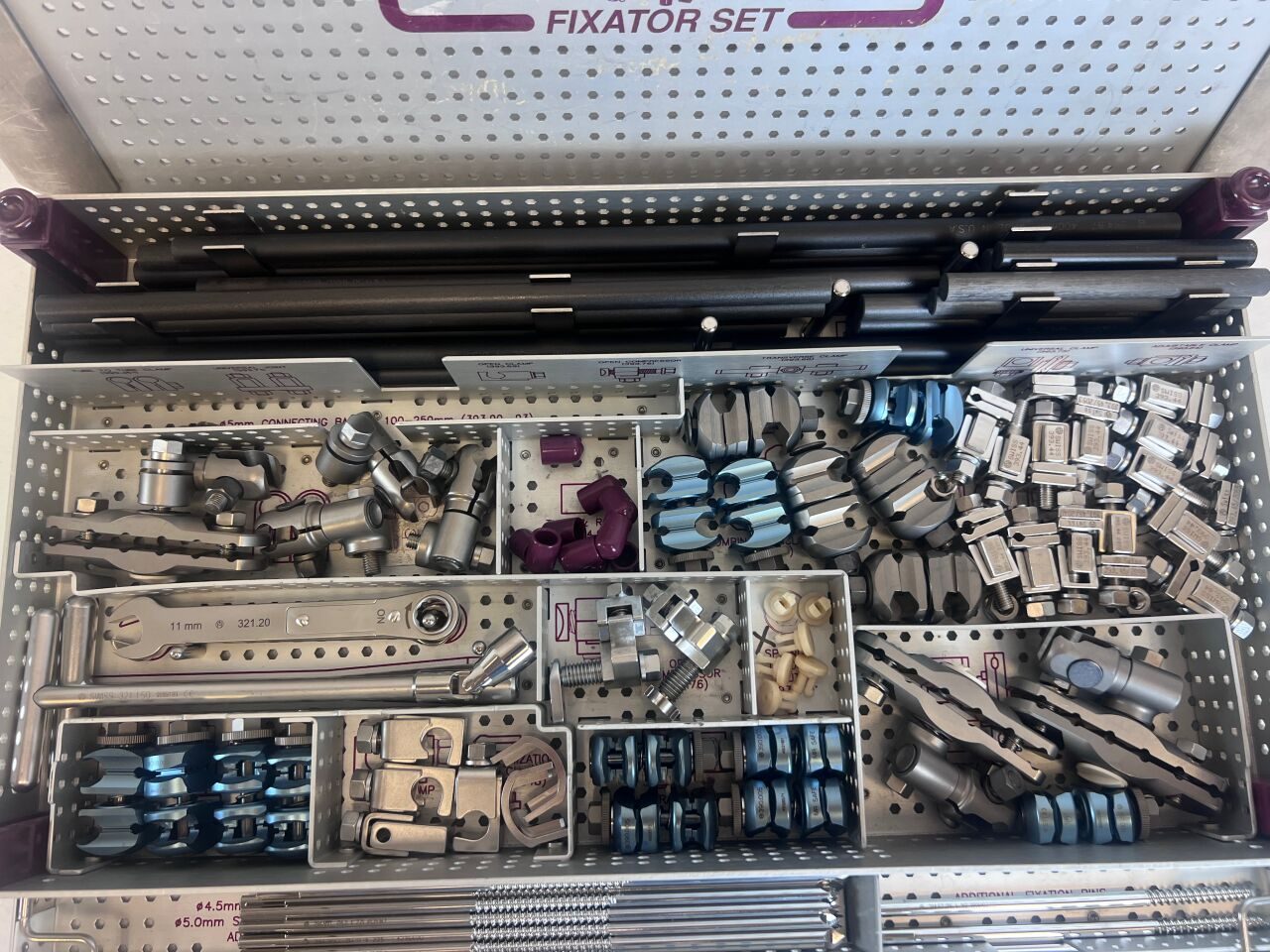 SYNTHES  Large External Fixator Set C — photo 2