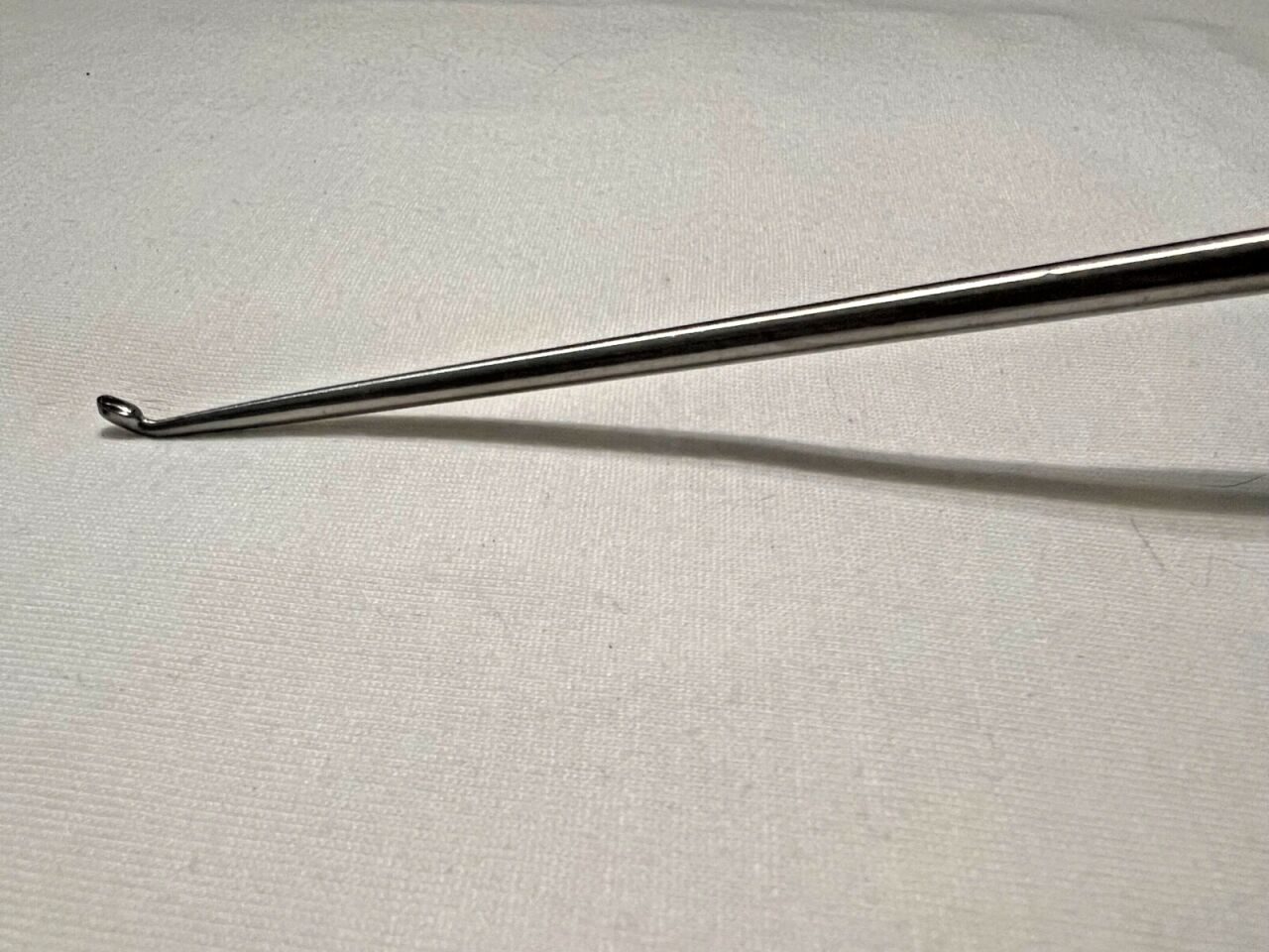 AESCULAP MF279R Cervical-Long Bayonet Curette Size 000 Forward Angle 9-1/2" L — photo 2