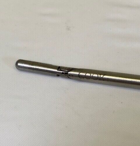 COOK MEDICAL  Inline Laparoscopic Blunt Nose Single Action Grasping Forcep — photo 2