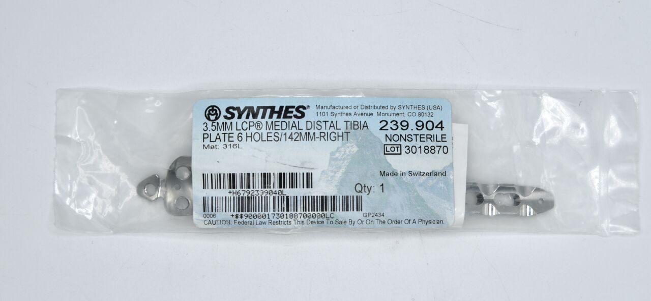 SYNTHES 239.904 3.5 mm LCP MEDIAL DISTAL TIBIA PLATE 6 HOLES/142mm-Right, Reference