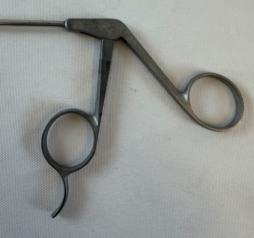 LINVATEC CONCEPT SHUTT 1.1001 3.4mm B Scoop Arthroscopic Punch Forcep — photo 2