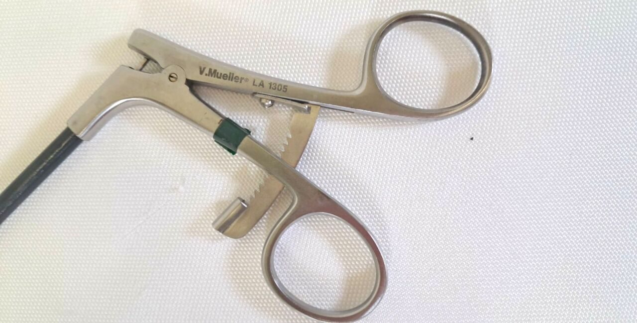 V. MUELLER LA1305 Surgical Laparoscopic 5mm Grasping Forceps — photo 3