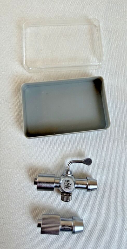 KARL STORZ 6002000 27502 Luer Lock w/ Valve & Hahn Adapters Set — photo 1