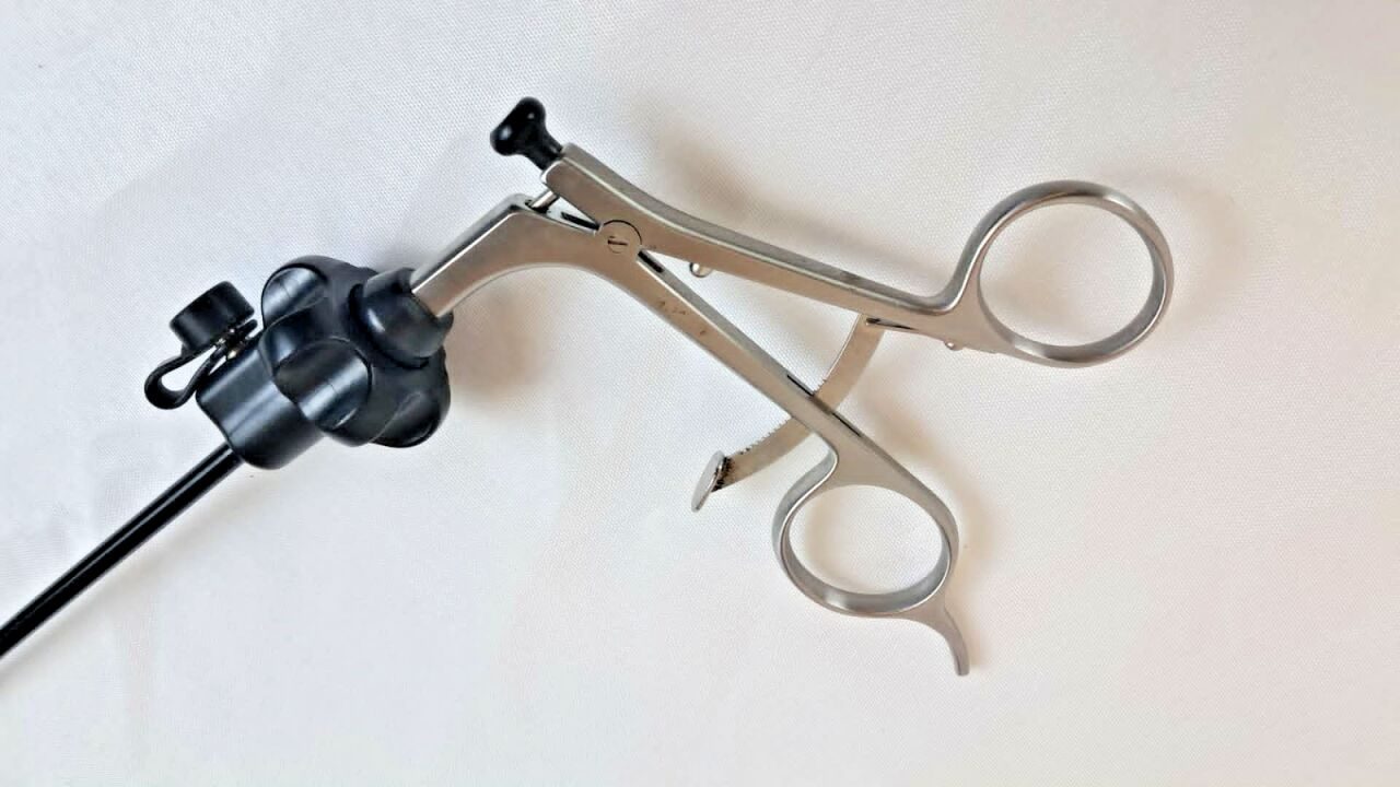 STRYKER 250-080-234 & 250-080-280 Laparoscopic Handle w/ Dolphin Spoon — photo 2