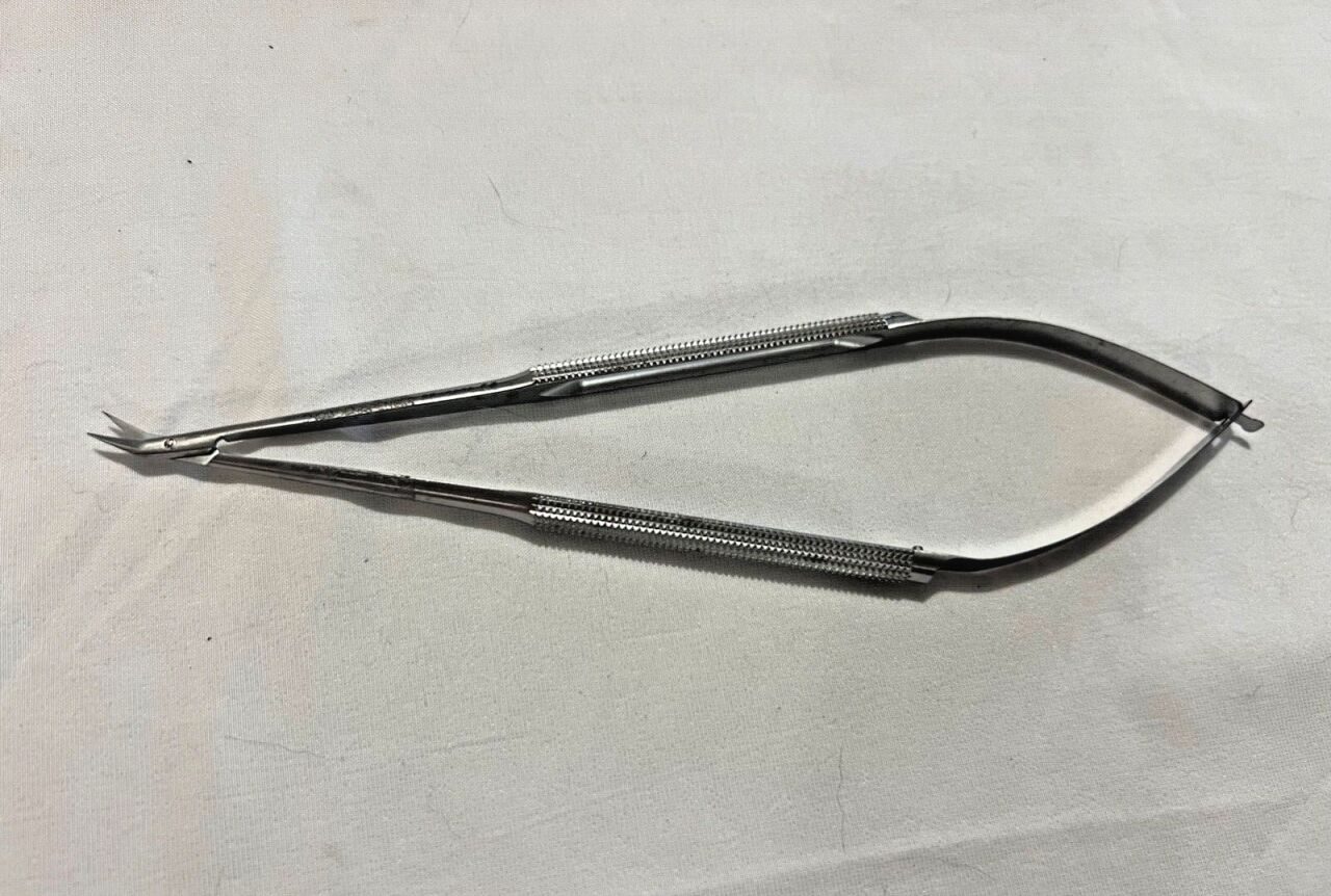 SNOWDEN-PENCER 88-6635 Uhlig Round Handle Micro Scissors 7" X 45deg Angled Jaws — photo 1