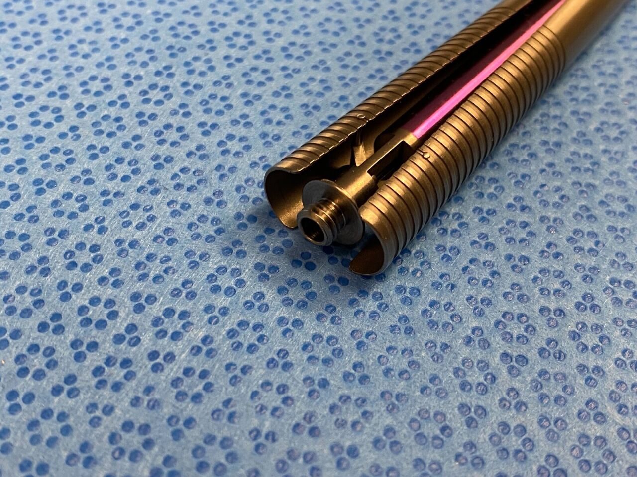 SYNERGETICS 29.22.23 Kryptonite Ducournau Serrated Forceps Ophthalmology — photo 3