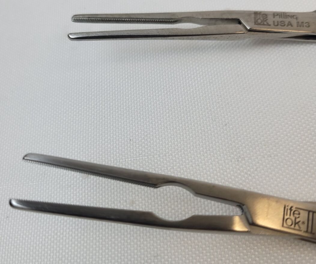 PILLING 35-4721 Miniature Pediatric Clamp DeBakey Jaw Angled 6 3/8" Set of 2 — photo 5