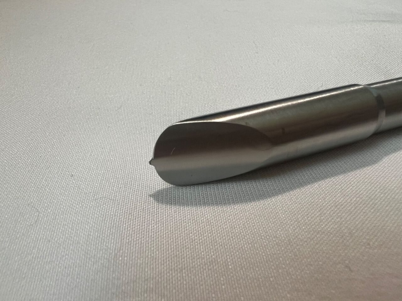 STRYKER 1320-0133 Gamma 3 Paddle Trocar 10-3/4" Length — photo 2