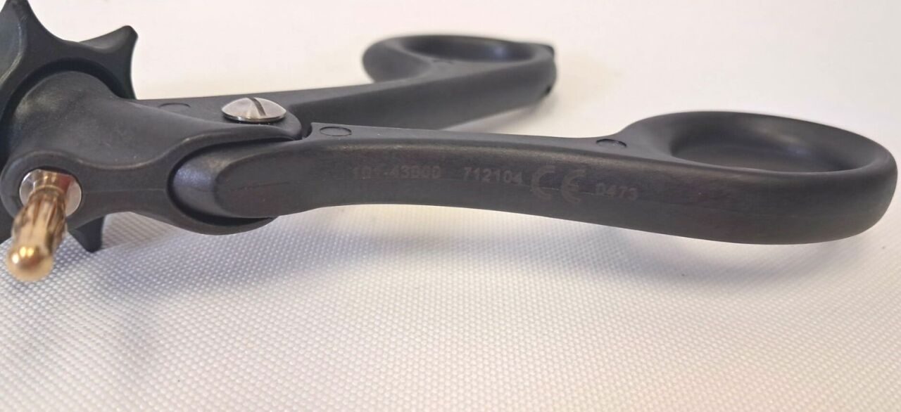 SURGICAL INNOVATIONS 101-43000 Curved Laparoscopic Scissors w/ Pistol Grip — photo 3
