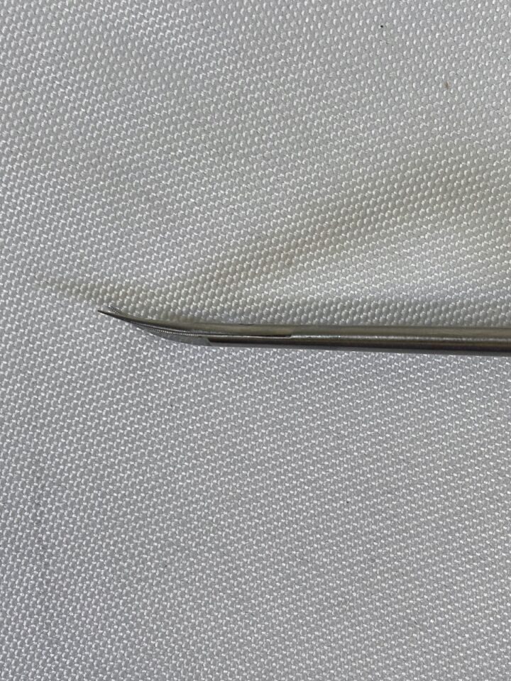 AESCULAP FD035R Micro Form Scissors Bayonet Curved Up Serrated 80mm x 200mm — photo 3