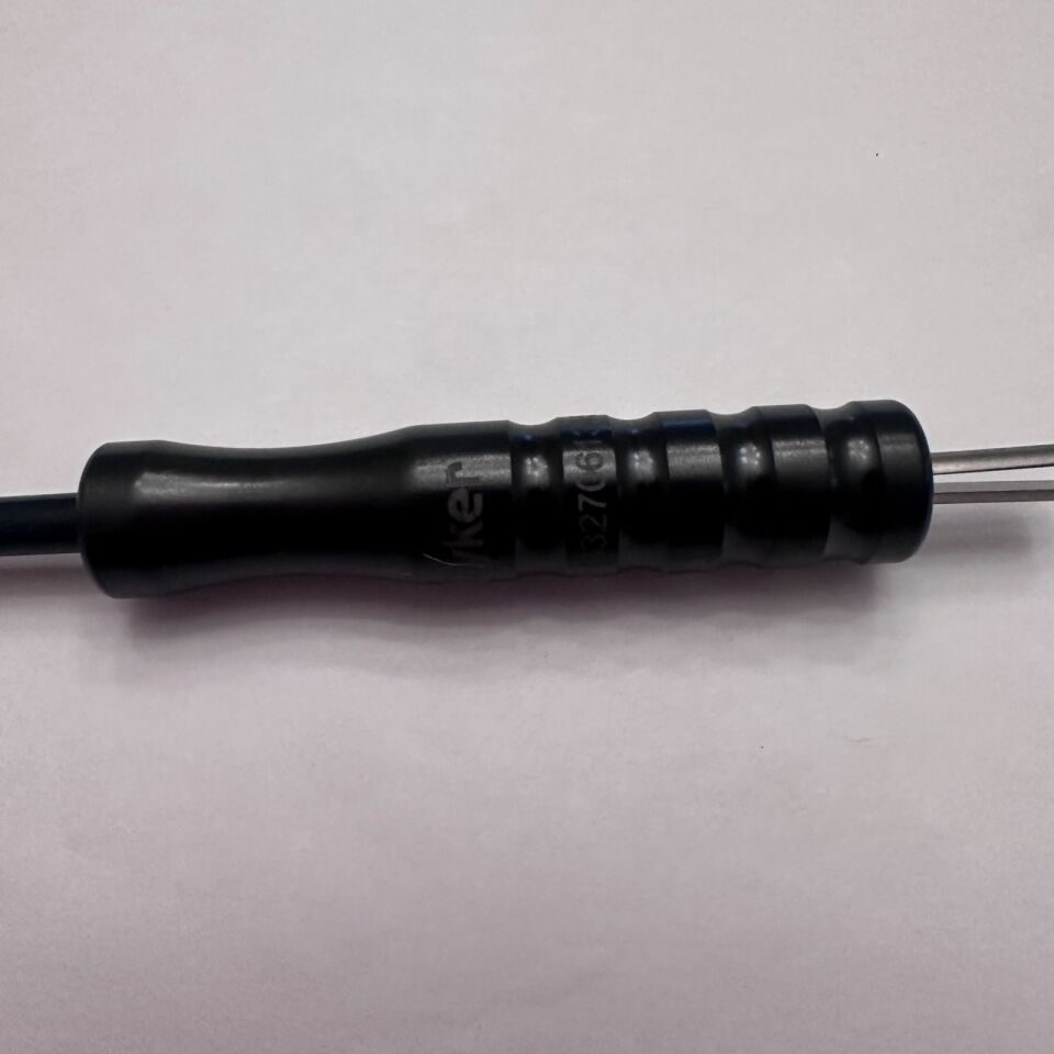 STRYKER 250-040-112 Strykeprobe Monopolar L Tip ESU Electrode 5mm x 33cm — photo 6