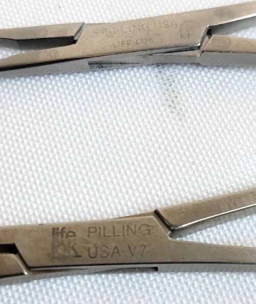 PILLING 35-4720 Miniature Pediatric Clamp Straight DeBakey Jaw Serrated — photo 4