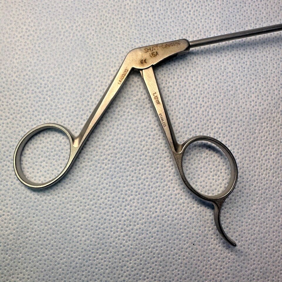 SHUTT-LINVATEC 1.12111 Micro-Scissors 30deg Left Forcep 3.4mm dia., 130mm — photo 5
