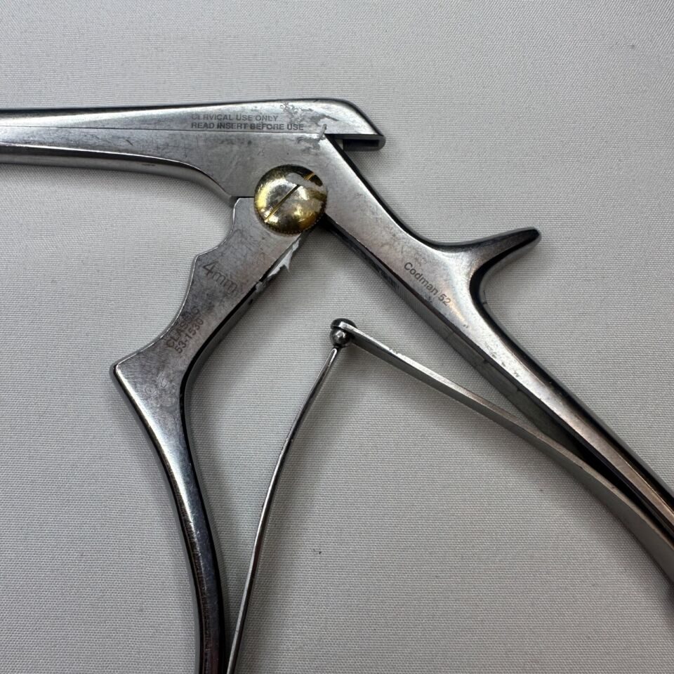 CODMAN 53-1530 Cervical Kerrison Rongeur 4mm 40deg — photo 4