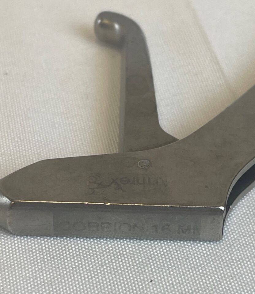 ARTHREX AR-13990 Scorpion Suture Passer — photo 6