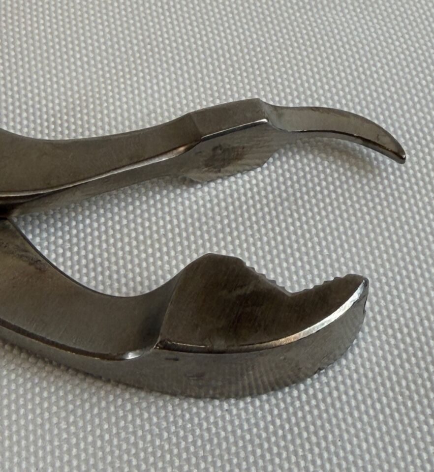 AAP SURGICAL IU 2509-10 Self Centering Bone Holding Forceps 190mm Orthopedics — photo 4