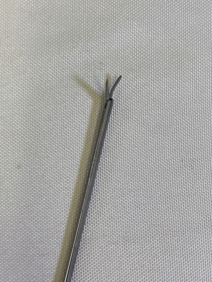 MICROFRANCE INTEGRA MCOS36 Selesnick Micro Scissor Forceps Curved Right 7mm ENT — photo 4