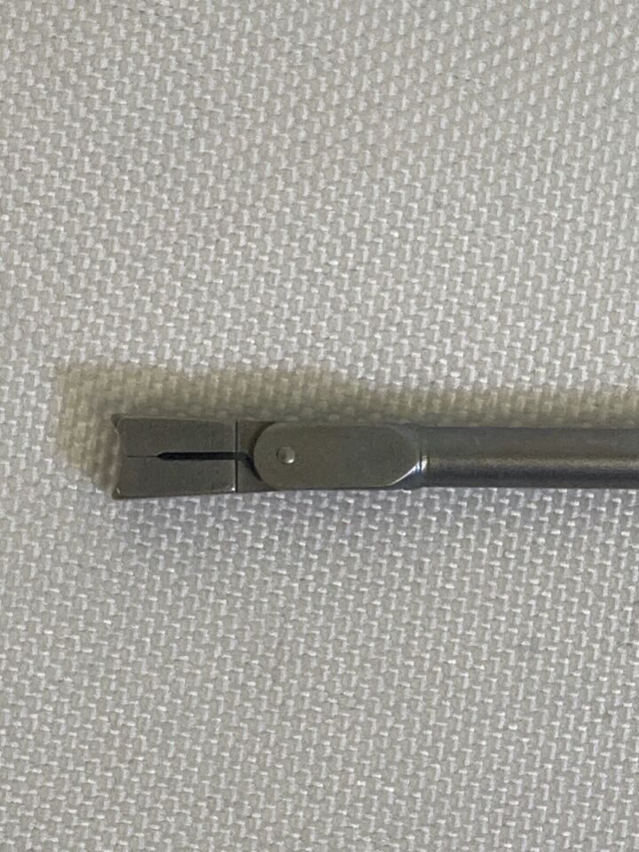 SHUTT CONCEPT C8004 Teaser Knot Tier 3.4mm x 130mm Arthroscopic Forcep — photo 4