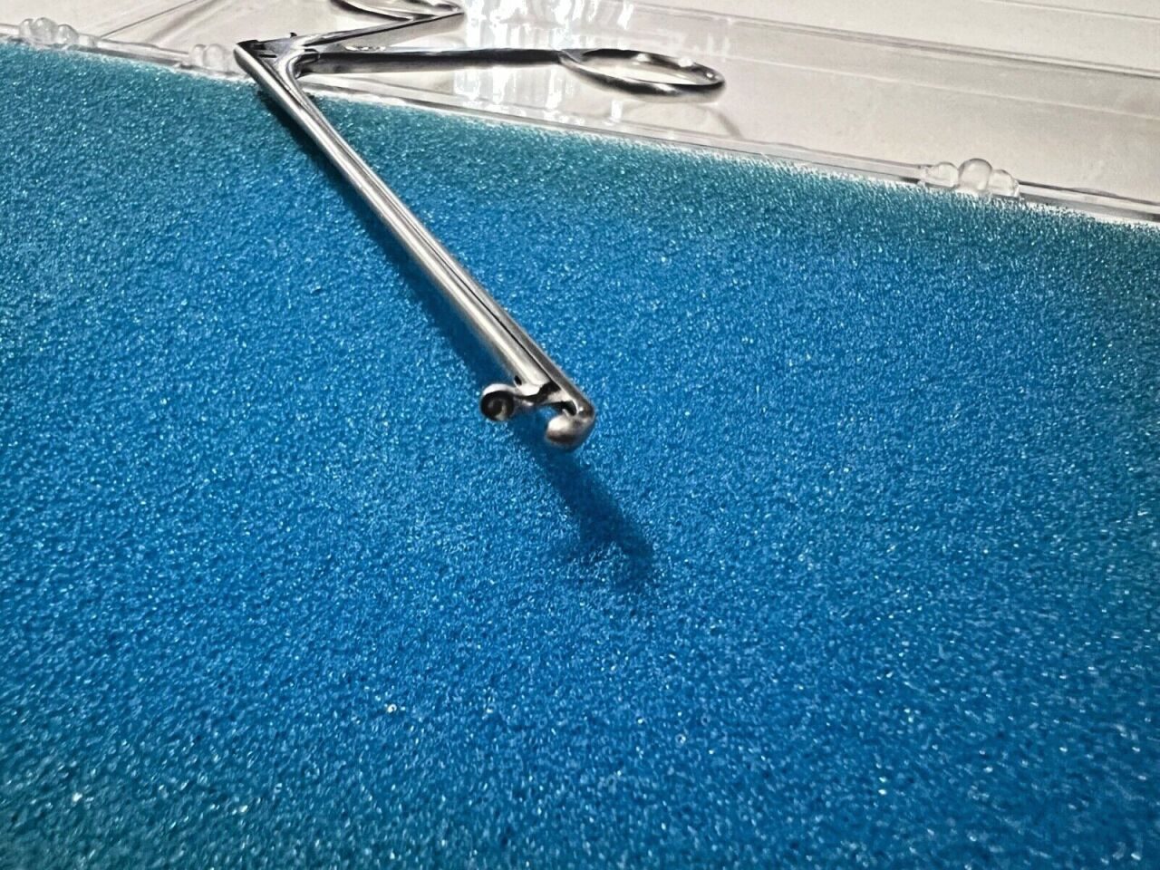 KARL STORZ N970 3-1/4" Hartman-Herzfeld Mini ENT Cup Forceps w/ Case — photo 2