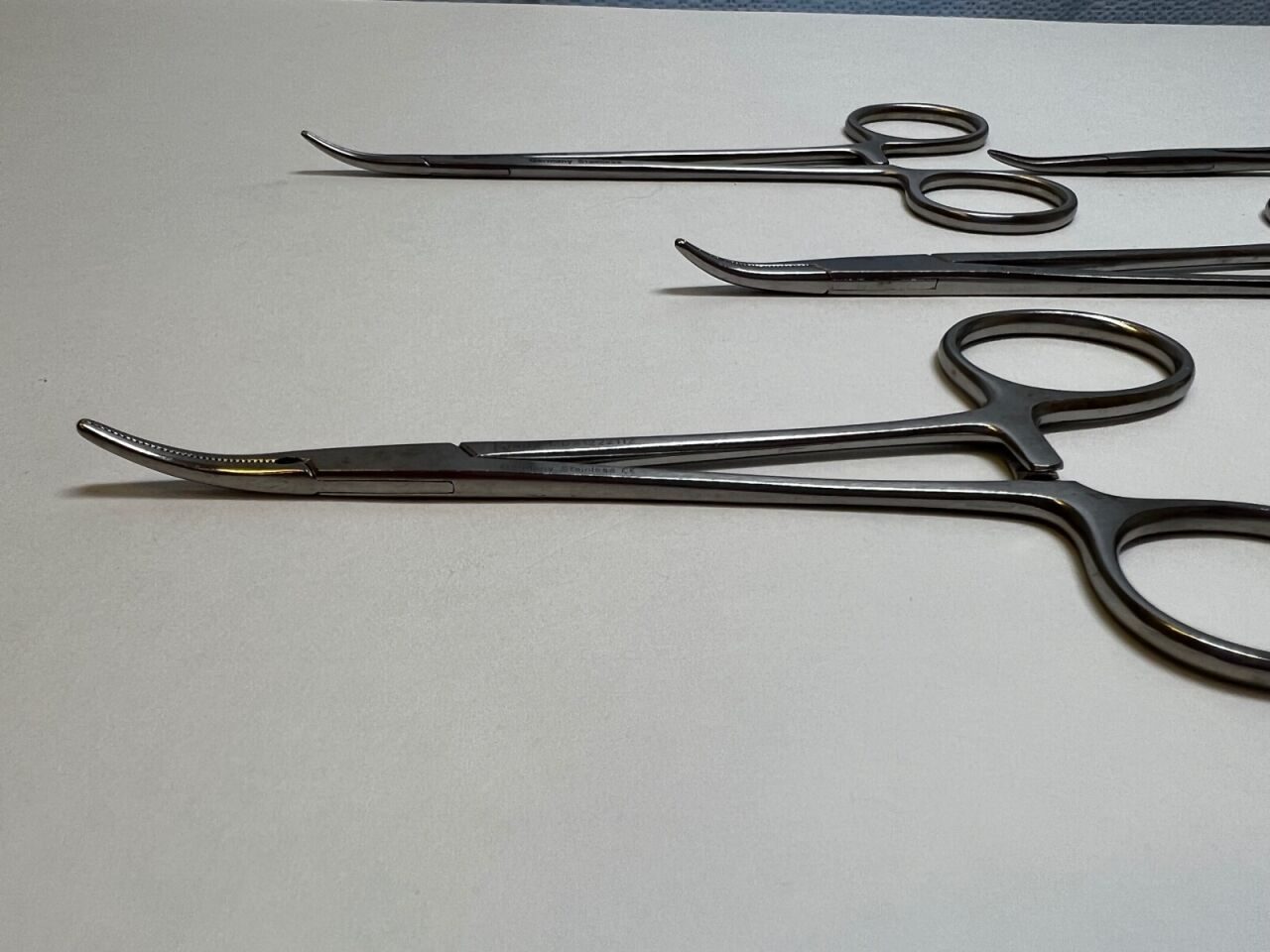 PILLING  KONIG  SSI  Lot of 5 Mosquito Micro Forceps Curved Serrated Jaws — photo 3