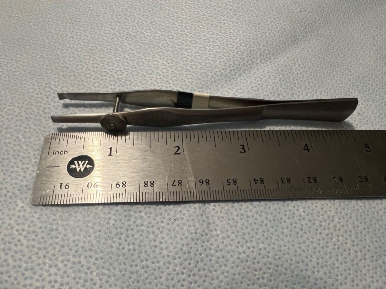V. MUELLER AU-17215 4x5 Teeth X 4-3/4" Length Sheehy Ossicle Holding Clamp — photo 4