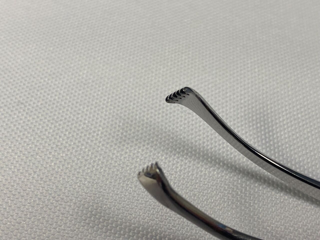 SKLAR  White Tonsil Seizing Forceps Curved Jaw — photo 4