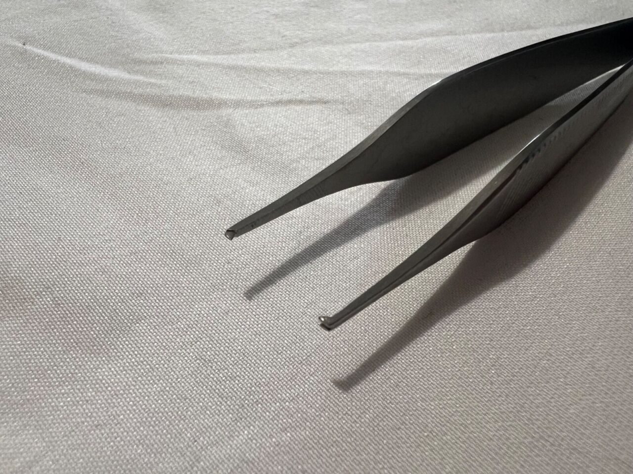 V. MUELLER NL1400 1x2 Teeth 4-3/4" Adson Dressing Forceps — photo 2