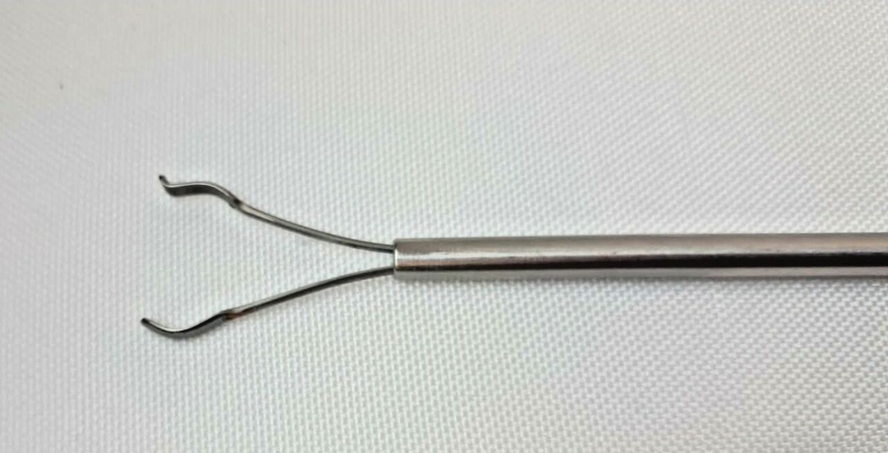 JARIT 615-113 & 615-116 Fallopian Tube Grasping Forceps Set 5mm x 32cm 2Pc Set — photo 3