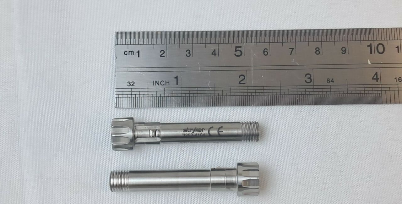 STRYKER 2353-4104 Lot of 2 Nail Holding Screw — photo 5
