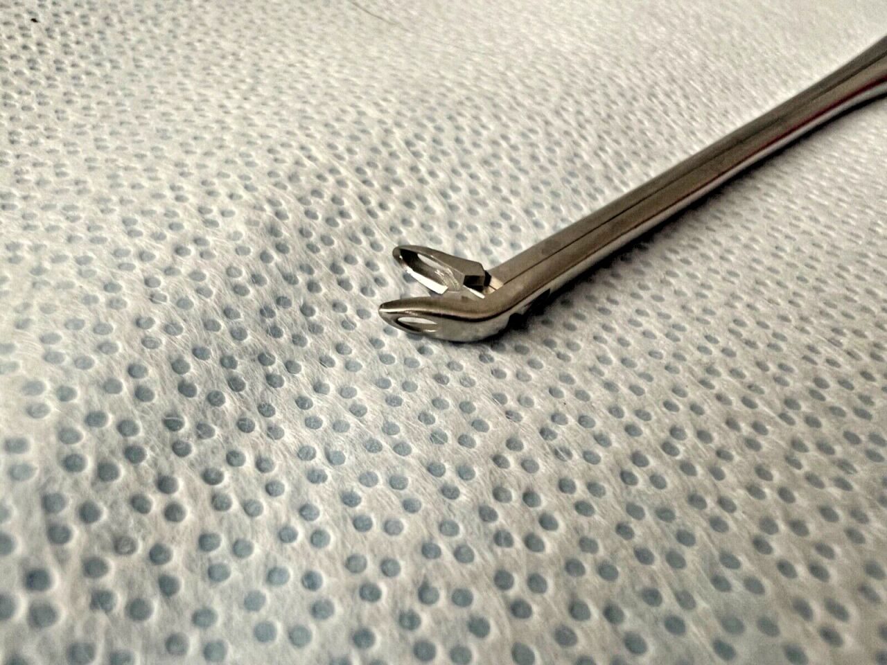 V. MUELLER RH551-112 Blakesley-Weil Forceps 45deg Up X 5mm X 2.5mm Fenestrated Cup — photo 3