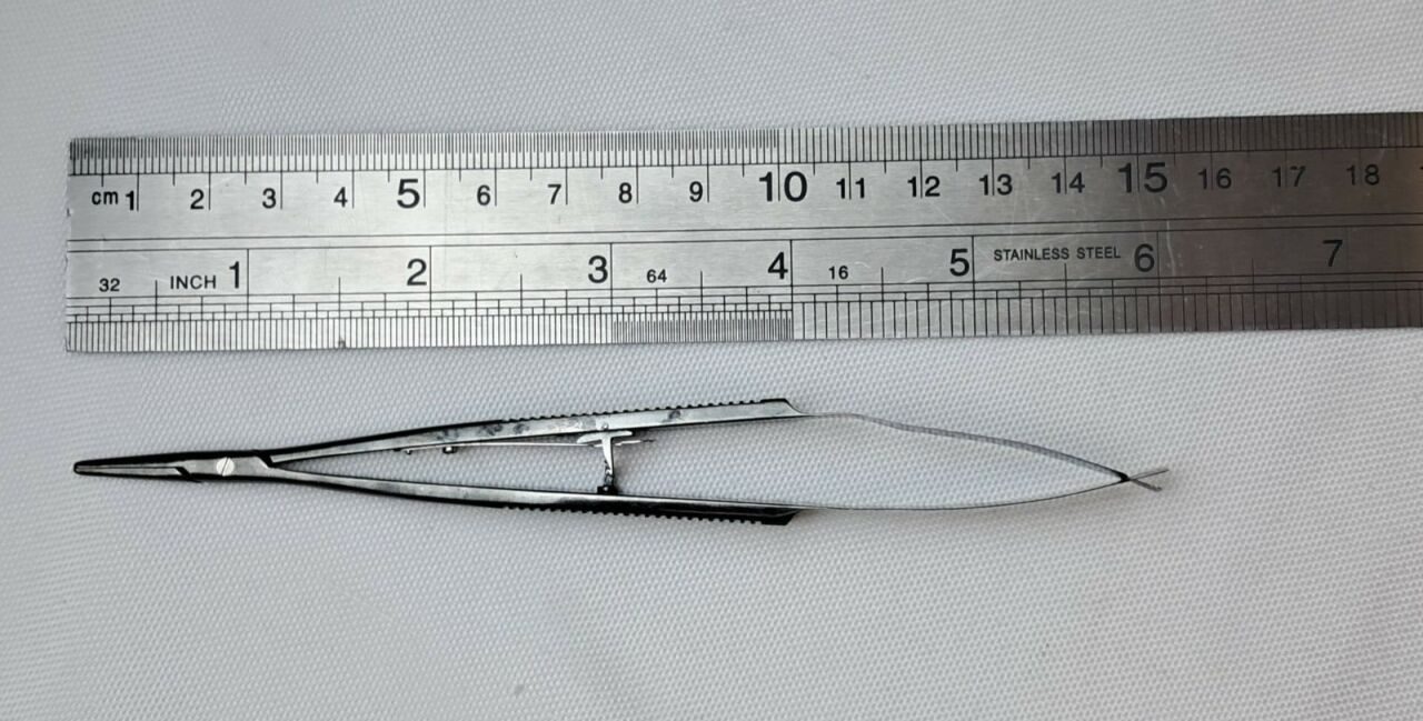 KARL STORZ E-3864 Castroviejo Straight 16mm Needle Holder — photo 6