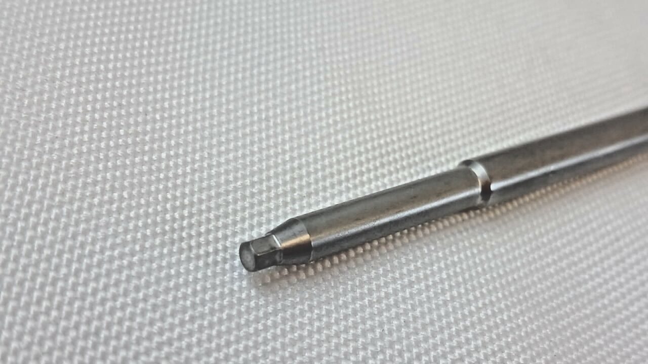 STRYKER 702851 2.5mm Hex Screwdriver Shaft Q/C Coupling 6.5" Orthopedics — photo 2
