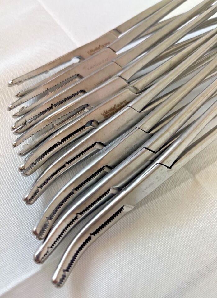 V. MUELLER GL3110 Heaney Kanter Curved Hysterectomy Forceps Double Teeth Heavy Pattern 9" — photo 2