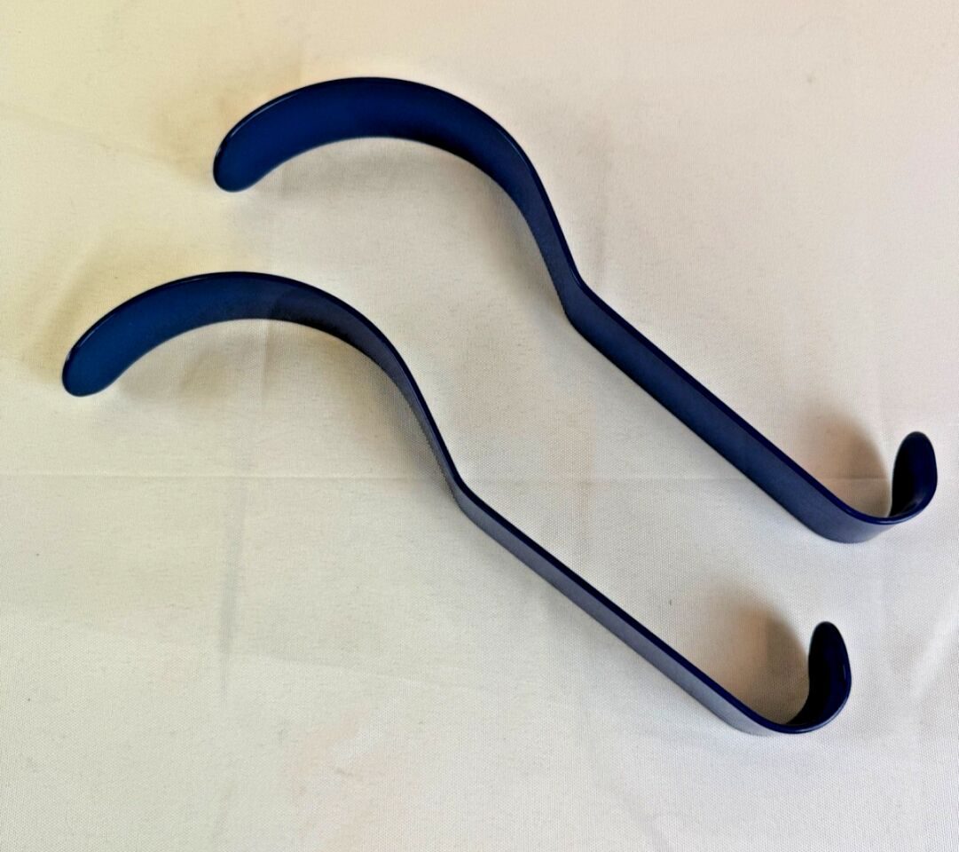 ADLER SURGICAL 71-422 Insulated Non-Conductive Deaver Retractors 1" x 8" Pair