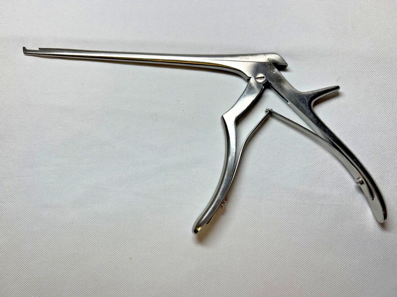 570-722 Kerrison Rongeur 40deg Up Bite x 2mm — photo 1