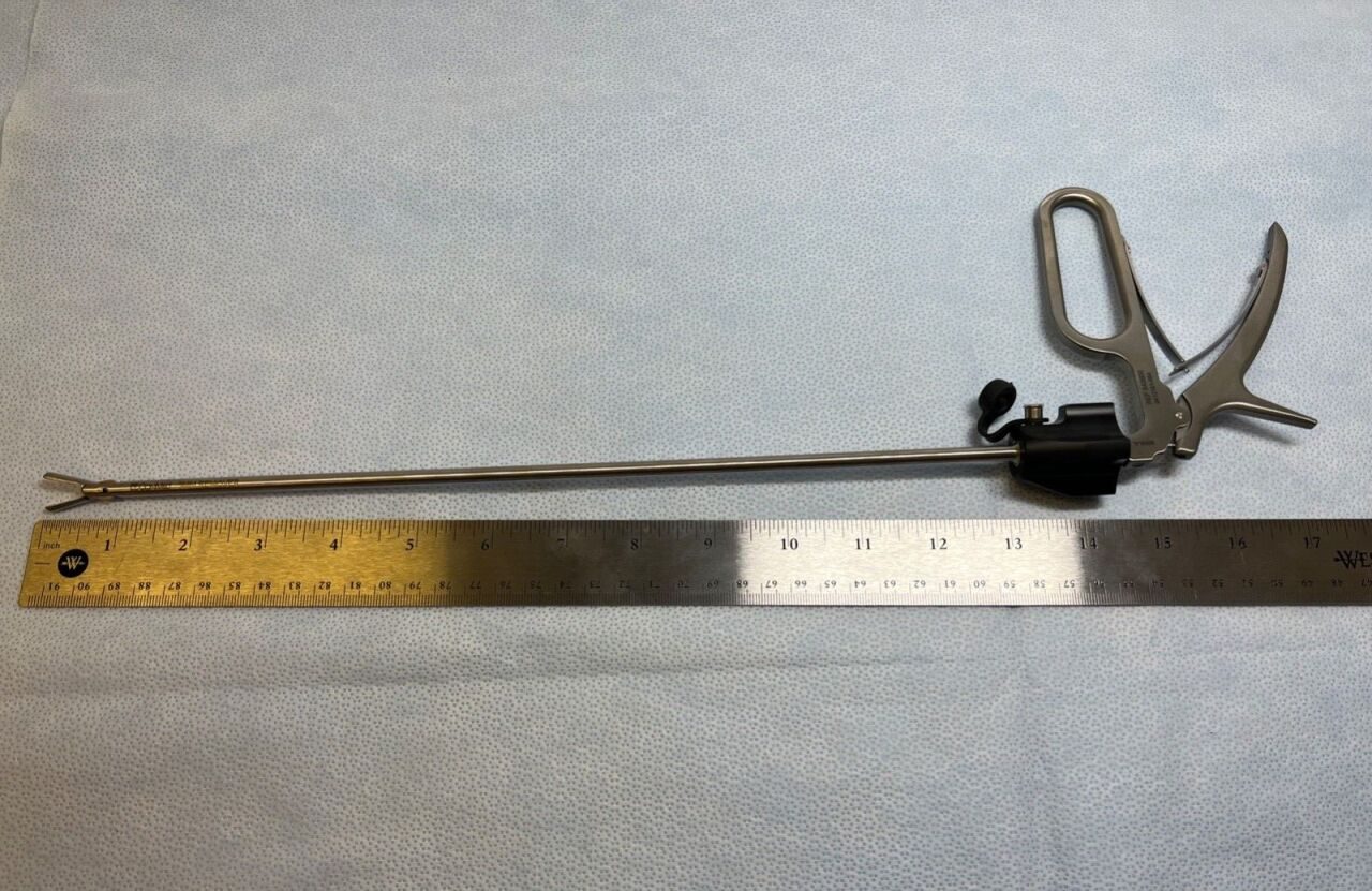 CONMED 543800 Laparoscopic 5mm Clip Remover — photo 5