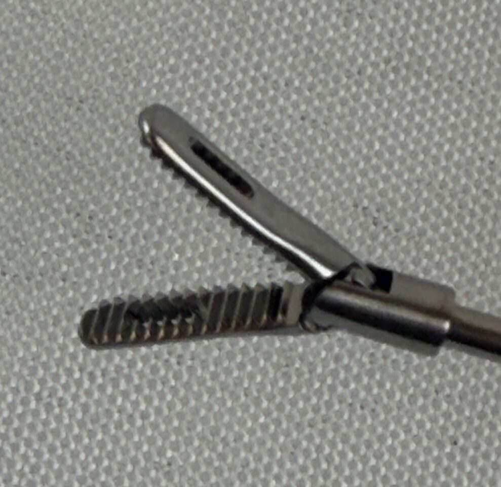 KARL STORZ 31310K Fenestrated Double Action Grasper ClickLine Insert — photo 5