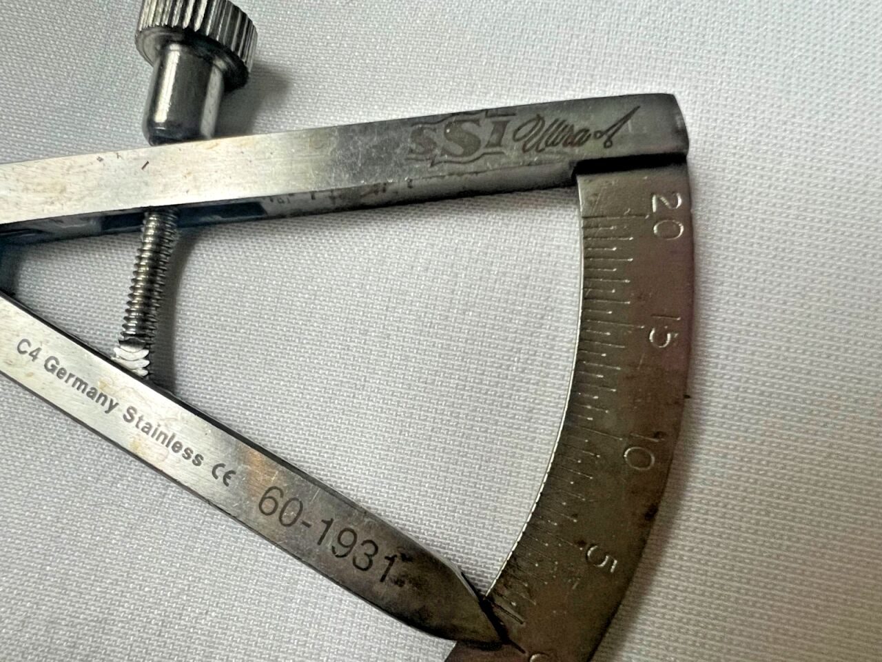 SSI ULTRA 60-1931 Ophthalmic Castroviejo Caliper — photo 5